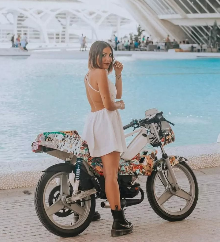 Moto 2